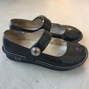 Alegria Black Patent Paloma